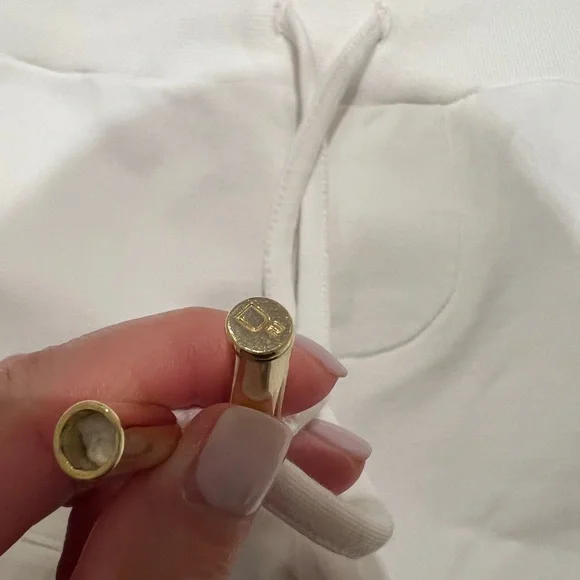 DSQUARED2 White Drawstring Shorts - Picture 14 of 15